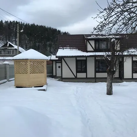 у насті Tatil Evi *